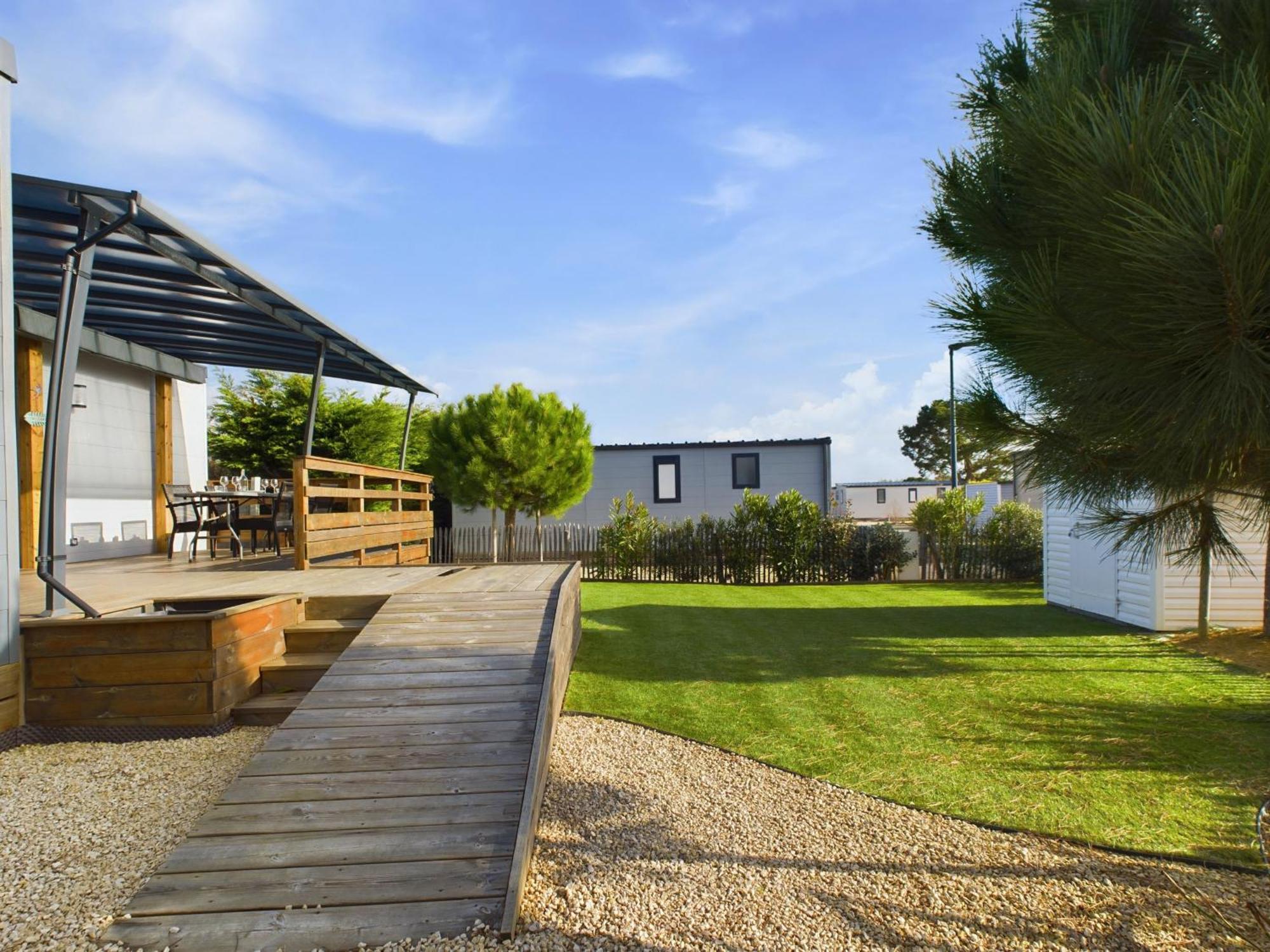 Beau Chalet Pour 4 Pers - Acces Piscine Chauffee Brétignolles-sur-Mer Eksteriør bilde